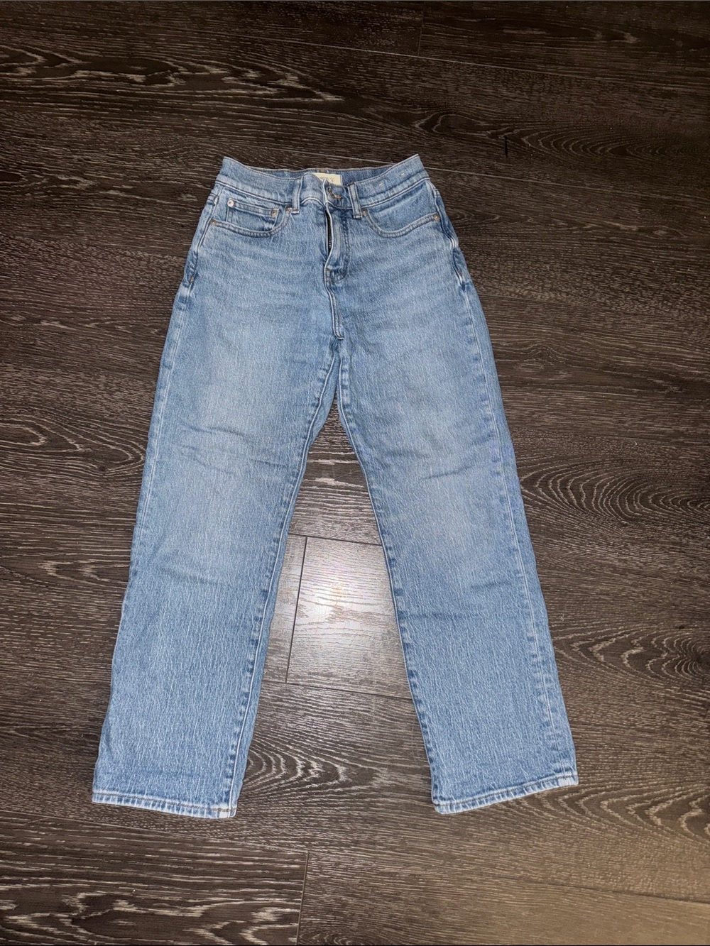 Classic High-Rise Light Blue Women’s Jeans